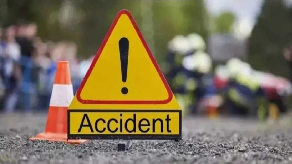 Hit and Run Case : भीषण भिड़ंत, बाइक सवार पांच लोगों को ट्रैक्टर ने रौंदा Hit and Run Case