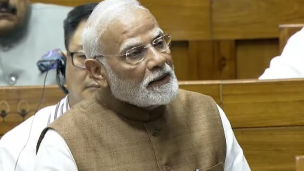 PM Modi : संसद से पीएम मोदी का दुनिया को संदेश’ ‘युद्ध किसी के हित में नहीं, भारतीयों की सुरक्षा हमारी सर्वोच्च प्राथमिकता’; लोकसभा में दी रेस्क्यू ऑपरेशन की जानकारी