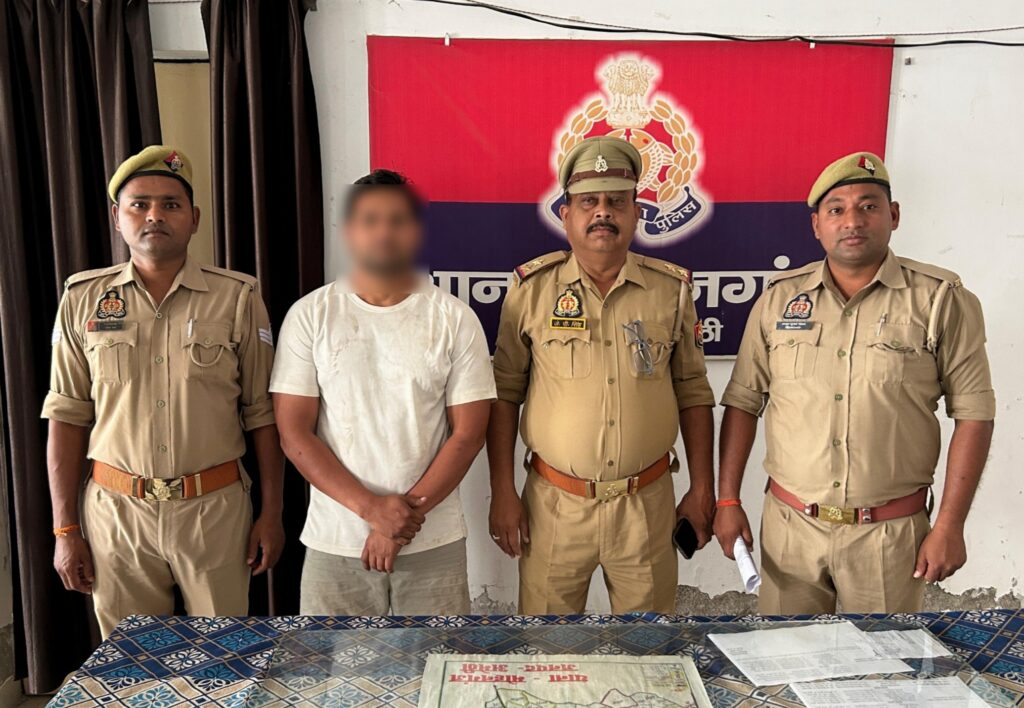 विदेश भेजने के नाम पर ठगी करने वाला गिरफ्तार, फर्जी दस्तावेज से बना पासपोर्ट