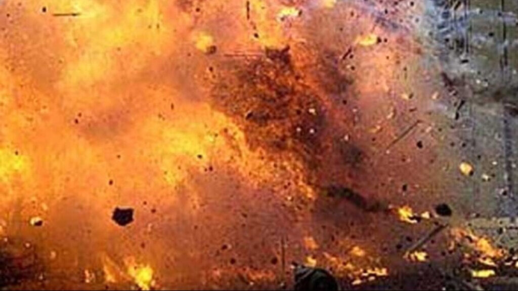 BREAKING NEWS : पटाखा फैक्ट्री में भीषण विस्फोट, 16 मजदूरों की दर्दनाक मौत