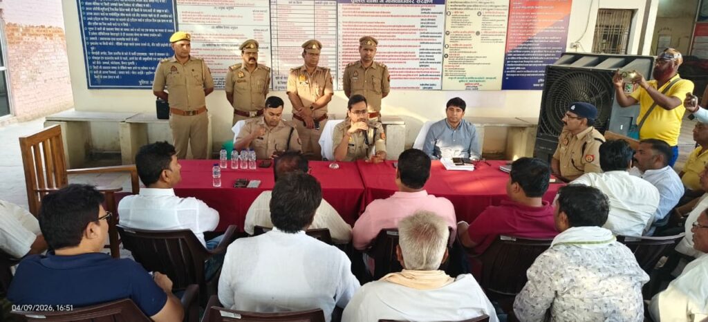 मुगलसराय में अतिक्रमण पर सख्ती: एसपी आकाश पटेल की चेतावनी, सड़क खाली नहीं तो होगी कार्रवाई