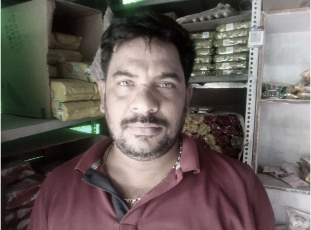 दुकान का शटर खोलते ही दौड़ा मौत का करंट: चंदौली में 32 वर्षीय दुकानदार की दर्दनाक मौत