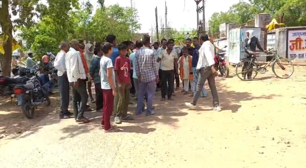 कटनी के रीठी में नाबालिका की संदिग्ध परिस्थितियों में फांसी से मौत परिजनों ने लगाए गंभीर आरोप