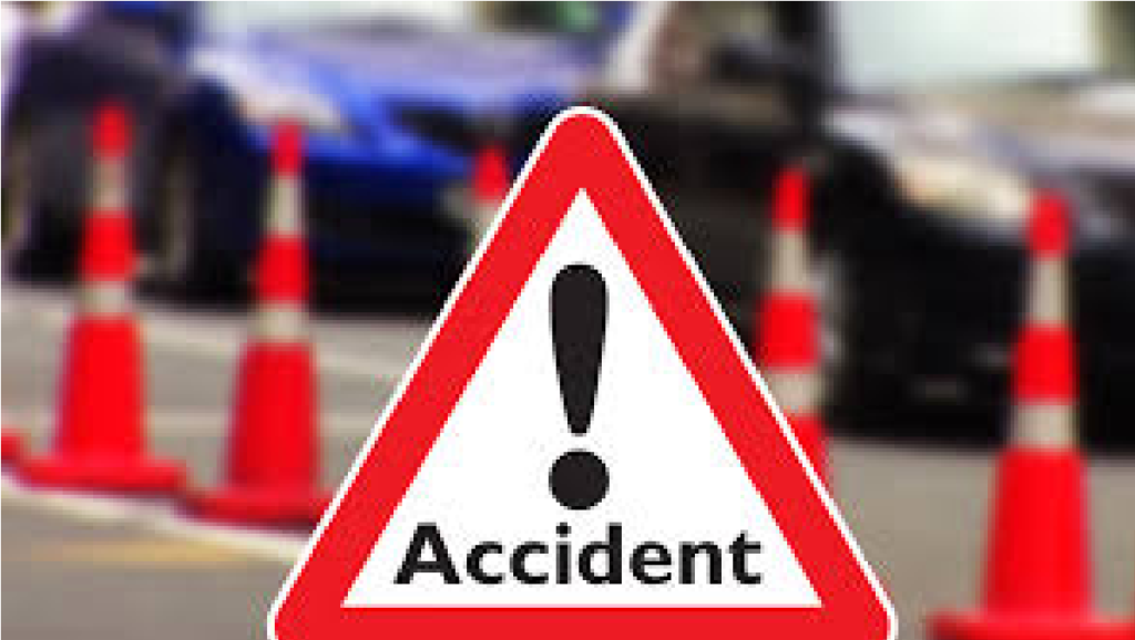 CG Road Accident : भीषण सड़क हादसा , कार और बाइक की सीधी भिड़ंत में तीन युवकों की दर्दनाक मौत CG Road Accident