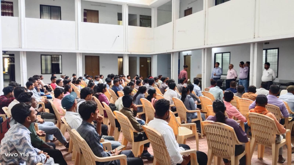 जिला स्तरीय रोजगार मेले में 90 युवाओं का चयन, विभिन्न कंपनियों में मिलेगा रोजगार