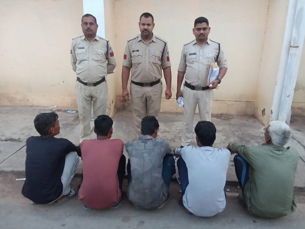 कटनी के स्लीमनाबाद पुलिस की बड़ी कार्रवाई: हत्या के प्रयास के मुख्य आरोपी गिरफ्तार, 4 आरोपियों से रिमांड पर पूछताछ जारी